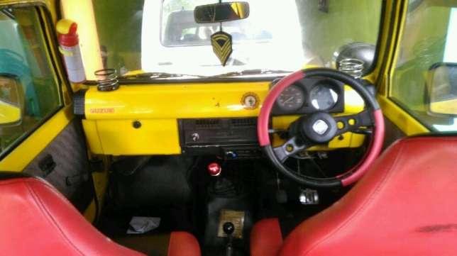 Suzuki Jimny 82 1065085