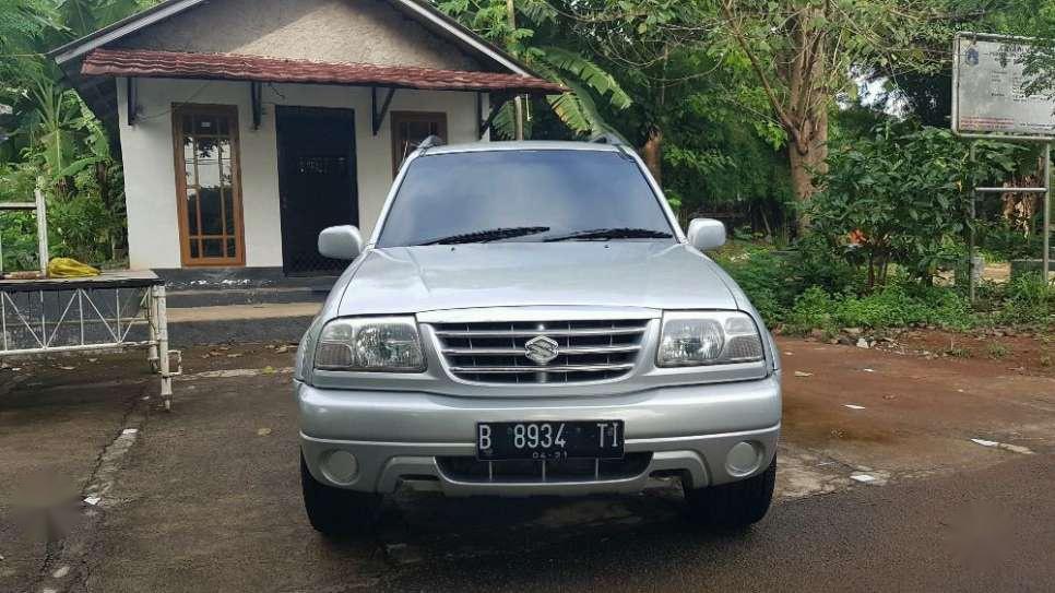 Suzuki Escudo JLX 2001 SUV dijual 2596132