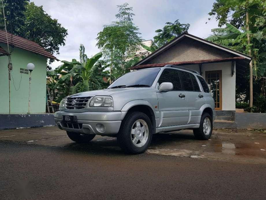 Suzuki Escudo JLX 2001 SUV dijual 2596132