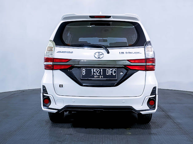 Jual Toyota Veloz 2021 1.5 A/T GR LIMITED di Banten - ID36449731