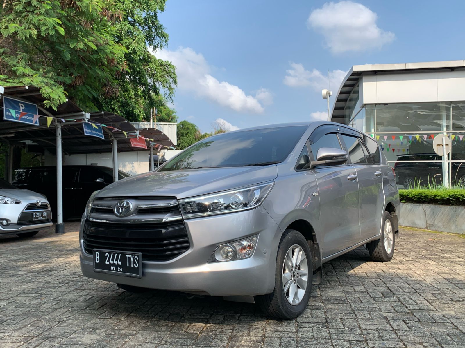 Jual Toyota Kijang Innova 2019 V A/T Gasoline di DKI Jakarta - ID36450901