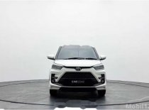 Butuh dana ingin jual Toyota Raize 2021