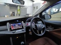 Butuh dana ingin jual Toyota Kijang Innova V Luxury 2016