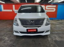 Butuh dana ingin jual Hyundai H-1 XG 2012