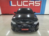 Toyota Camry V 2015 Sedan dijual
