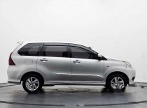 Butuh dana ingin jual Toyota Avanza Veloz 2016