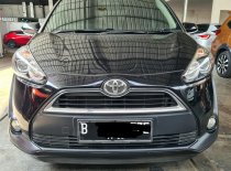 Jual Toyota Sienta 2017 V CVT di Jawa Barat Java