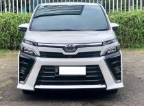 Jual Toyota Voxy 2018 2.0 A/T di DKI Jakarta Java