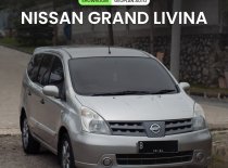 Jual Nissan Grand Livina 2009 XV Ultimate di Jawa Barat
