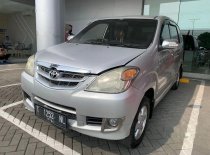 Butuh dana ingin jual Toyota Avanza G 2011