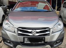 Jual Suzuki SX4 S-Cross 2016 AT di DKI Jakarta