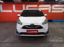 Butuh dana ingin jual Toyota Sienta V 2020