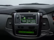 Butuh dana ingin jual Toyota Kijang Innova V 2013