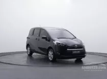 Butuh dana ingin jual Toyota Sienta G 2016
