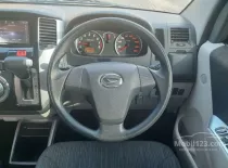 Butuh dana ingin jual Daihatsu Luxio X 2020