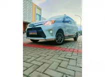 Butuh dana ingin jual Toyota Calya G 2018