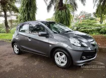 Butuh dana ingin jual Honda Brio E 2014