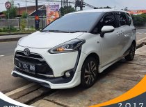 Jual Toyota Sienta 2017 Q CVT di Jawa Barat