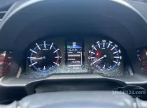 Butuh dana ingin jual Toyota Kijang Innova V 2017