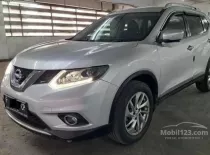 Jual Nissan X-Trail 2015 kualitas bagus