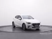 Butuh dana ingin jual Mazda 2 Hatchback 2015