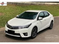 Toyota Corolla Altis V 2014 Sedan dijual