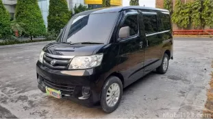Jual Daihatsu Luxio 2012 kualitas bagus