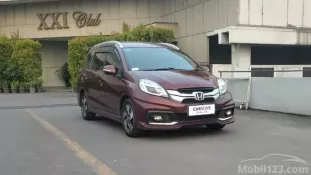 Butuh dana ingin jual Honda Mobilio RS 2015
