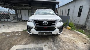Jual Toyota Fortuner 2019 2.4 TRD AT di DI Yogyakarta