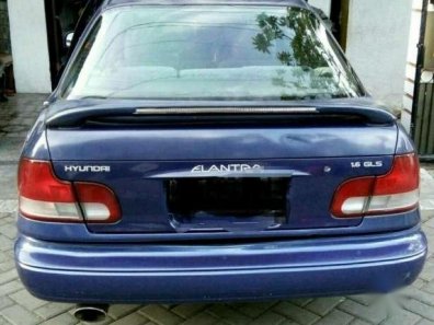 Hyundai Elantra MT Tahun 1996 Manual-1