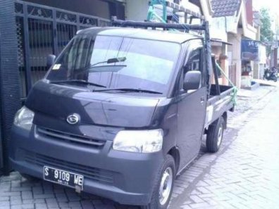  Jual  Beli  Mobil Bekas  Surabaya 
