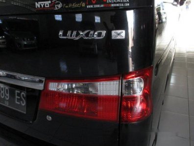 Daihatsu Luxio X 2009-1