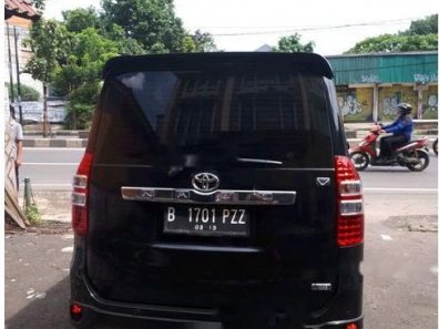 Toyota NAV1 V 2013 MPV-1