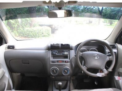 Toyota Avanza G 2010 MPV AT -1