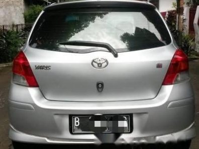 2010 Toyota Yaris J-1