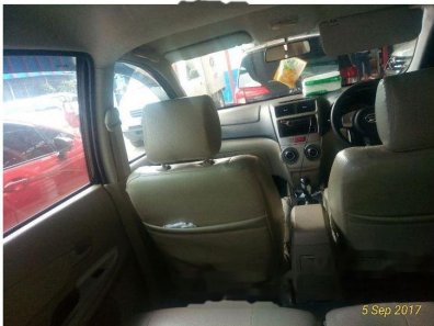 Dijual mobil Daihatsu Xenia R DLX 2013 MPV-1