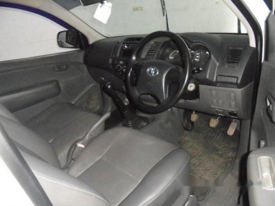 Toyota Hilux Single Cabin 2014-1