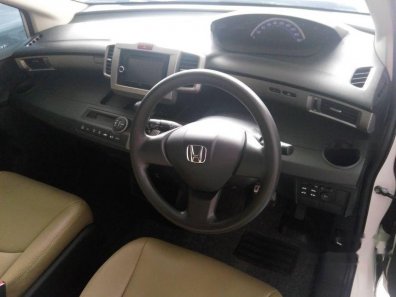 Dijual mobil Honda Freed E 2013 MPV-1