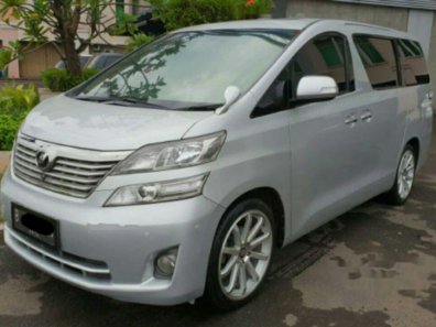 Dijual mobil Toyota Vellfire V 2010 Wagon-1