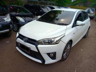 Toyota Yaris 1.5 G 2015 -1
