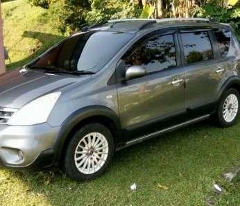 Dijual Mobil Nissan Livina X-Gear Tahun 2011-1