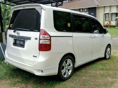 Jual mobil Toyota NAV1 V 2013-1
