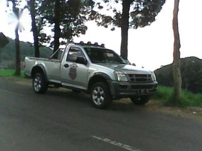 2004 Isuzu Dmax dijual -1