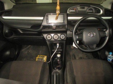 Toyota Sienta G 2016 Dijual -1