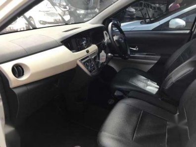 2016 Daihatsu Sigra R dijual-1