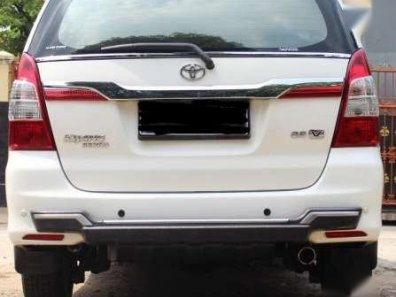2014 Toyota Kijang Innova V Luxury Dijual-1