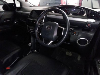 Toyota Sienta V 2017 Dijual-1