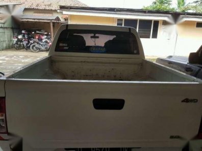 2010 Isuzu D-Max dijual-1