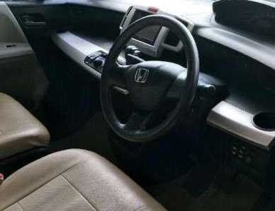 2009 Honda Freed PSD dijual-1