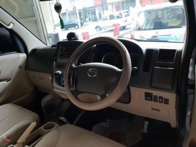 Jual Daihatsu Luxio 2012 termurah-1